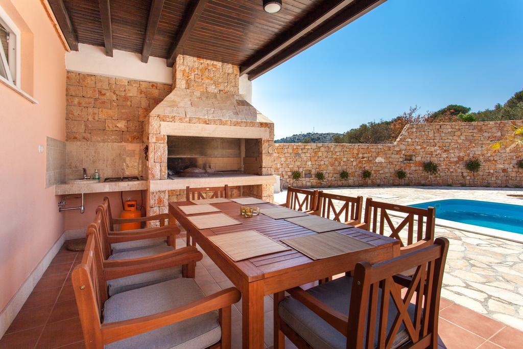 Villa Roza Murter Exterior photo